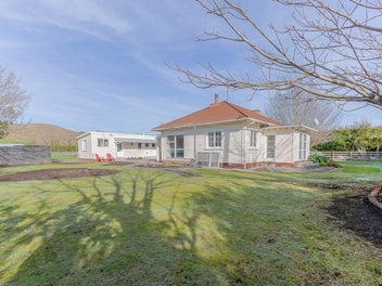 Image 1 of 21
