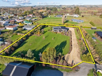 Spacious, Stylish & Private - A Residential Oasis