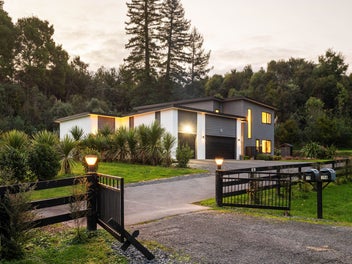 The Great Escape - Home and Income