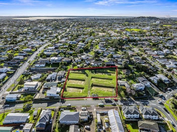 Well-located residential development site of scale