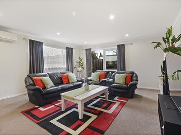 Spacious Freehold Townhouse