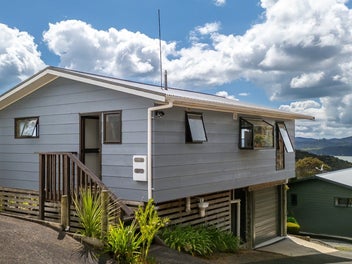 Price Drop: Perfect Paihia Starter