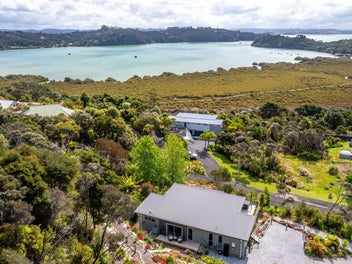 Orongo Bay Views