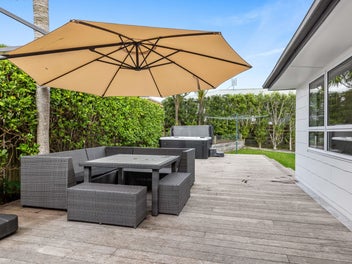 Renovated Beachside Bliss - Vendors Have Purchased