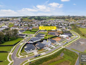 Brand New with 2 Masters Ensuites! Must SEE!