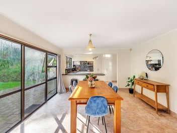 Spacious family home with room to grow!