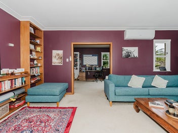 A Stunning Lifestyle Home in the Heart of Hamilton
