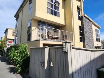 Image 1 of 15