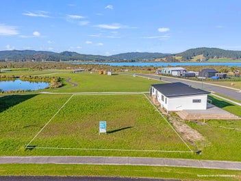 Ultimate Holiday Lifestyle on Harbour Drive