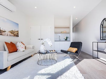 Your Dream Home Awaits with a 10-Year Guarantee!