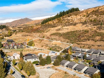 Large Cardrona Section - Alpine Lifestyle Awaits