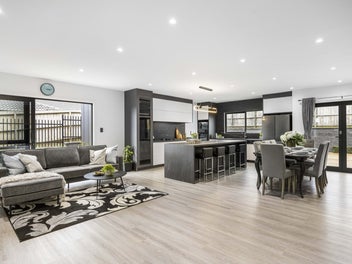 Selling Well Under CV With Great Sea Views