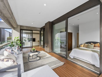 Unique SKHY Garden Apartment