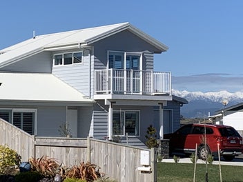 Coastal Comfort & Community Living