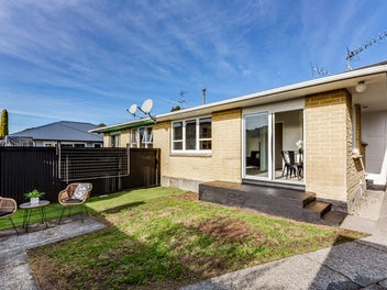 Image 1 of 18