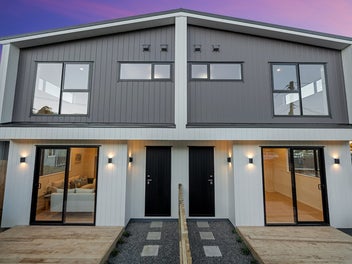 Brand New Homes | Double Westlake Zones