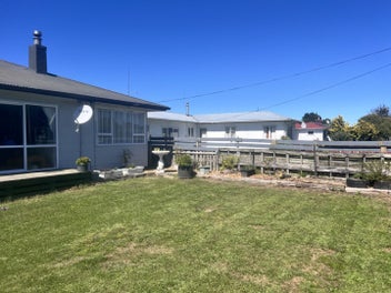 Image 1 of 10