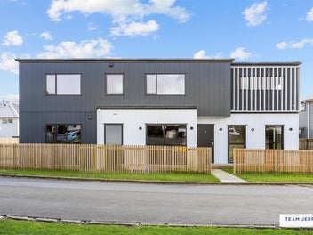 Spacious, Corner Site, Macleans Zone