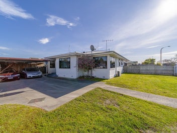Image 1 of 20