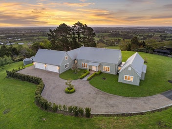 ELEGANT FRENCH COUNTRY STYLE HOME - EXPANSIVE ...