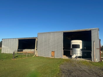 Rare Find - 2ha Bare Land on Findlay Road