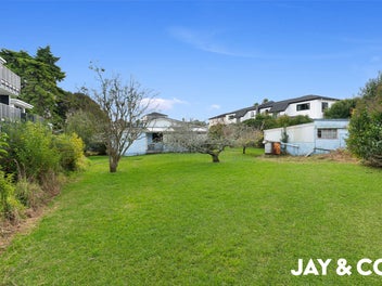 990+sqm Deceased Estate Do Up