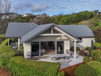 Immaculate Family Home With Commanding Views