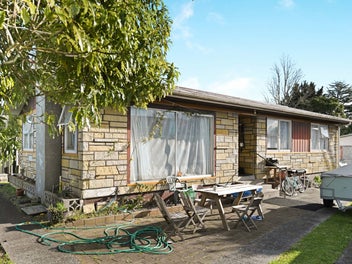 Opportunity Knocks at 38 Forth Crescent