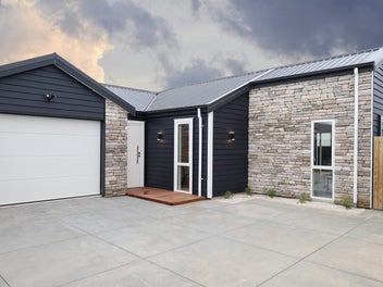 6 SAMUEL PLACE - ZERO DEPOSIT READY NOW !
