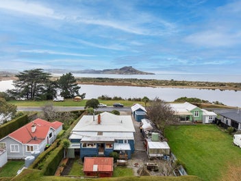 The coast is calling!