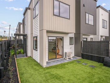 Brand New + Carpark + 10 Yr Master Build Guarantee