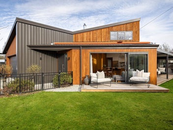Architectural sanctuary in the heart of Arrowtown