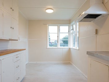 Do-Up: Opportunity! *UNDER OFFER*