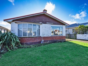 Renovators should view - Hargest zone opportunity