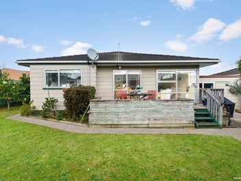 Image 1 of 14