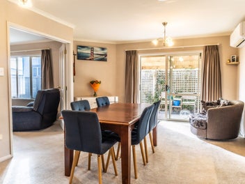 Effortless Comfort – Your Easy-Care Home