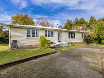 Flat Site + 1239 m2 Land