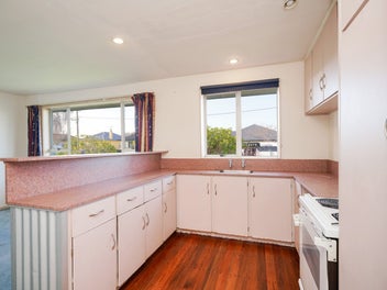 Calling Families First Home Buyers & Investors