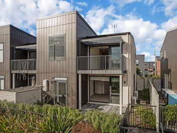 Brick Fletcher Corner Gem with Park Views