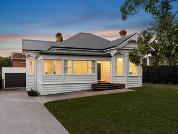 Final Week! Heritage Charm With Modern Flair