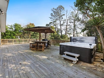 Auction this Saturday 4PM On-site!