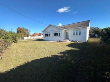 Image 1 of 20