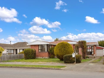Move In, Make Over, or Maximise