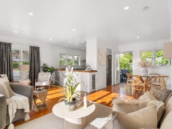 Charming 1950s Brick Beauty with Endless Potential