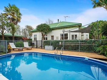 Size and substance. The good life.