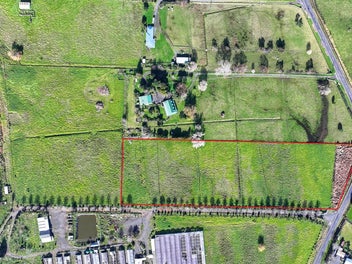 Mortgagee auction - lifestyle block near town