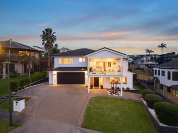 The Ultimate Maraetai Retreat