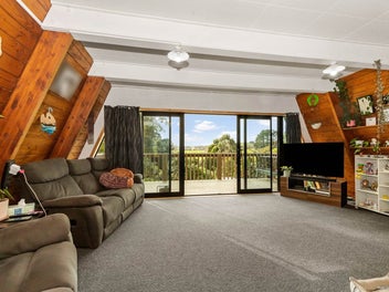 Unique Lifestyle Opportunity with Untapped Pot...