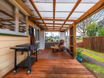 Welcome to 37 Te Takinga Street