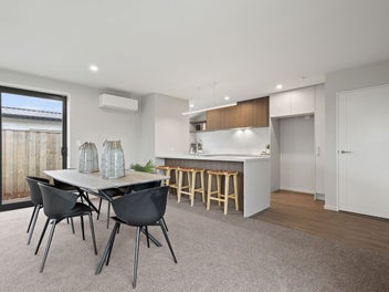 Stylish New Home – Ready Now!